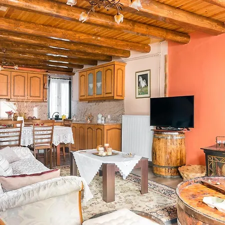 Traditional Venetian Stone House * Agios Matthaios (Corfu)
