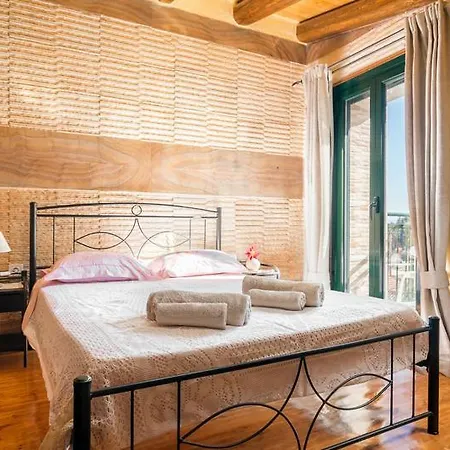 Traditional Venetian Stone House * Άγιος Ματθαίος